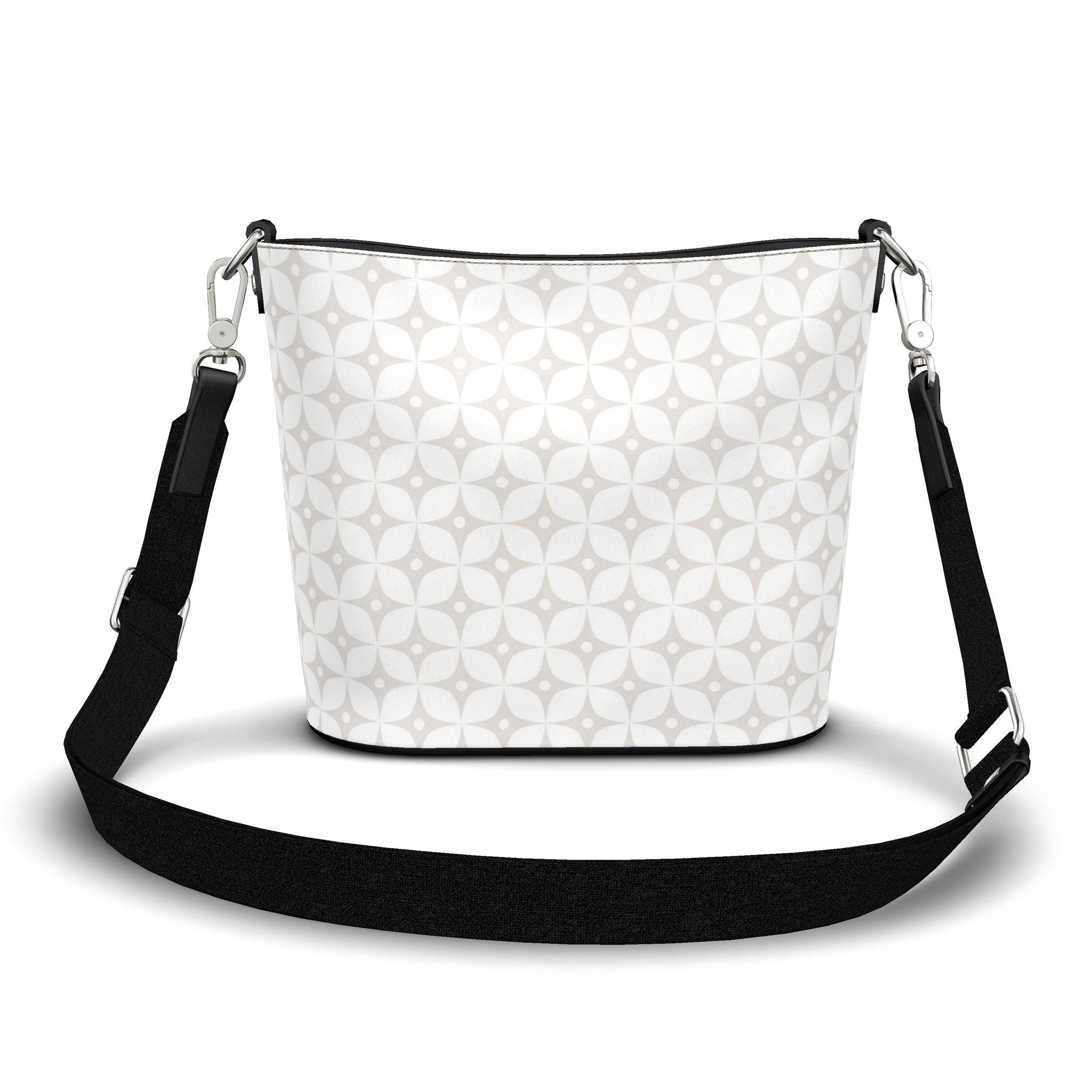 IGC Signature Emilia Large Leather Bucket Tote